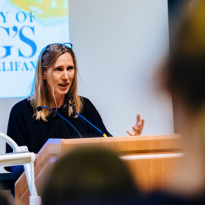 Writer Miriam Toews speaking at podium of 2016 Fountain Memorial Lecture
